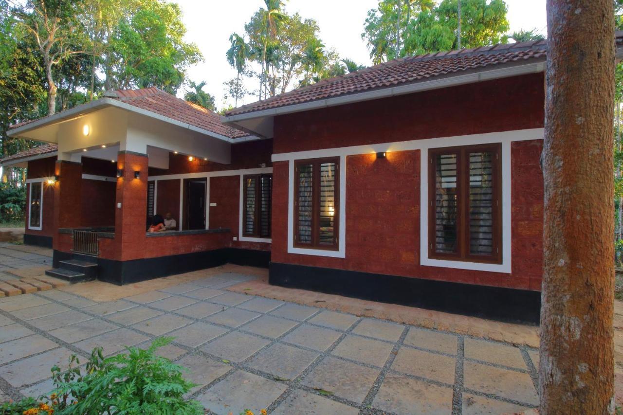 Tall Trees - Modern Forest Villa In Wayanad Sultan Bathery Eksteriør billede