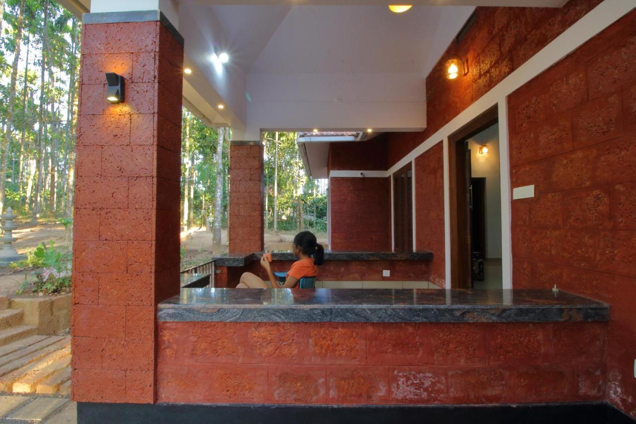 Tall Trees - Modern Forest Villa In Wayanad Sultan Bathery Eksteriør billede